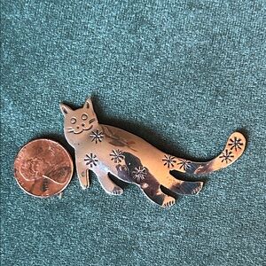 Silver Cat Brooch Pin - Floral Accent Cat Jewelry